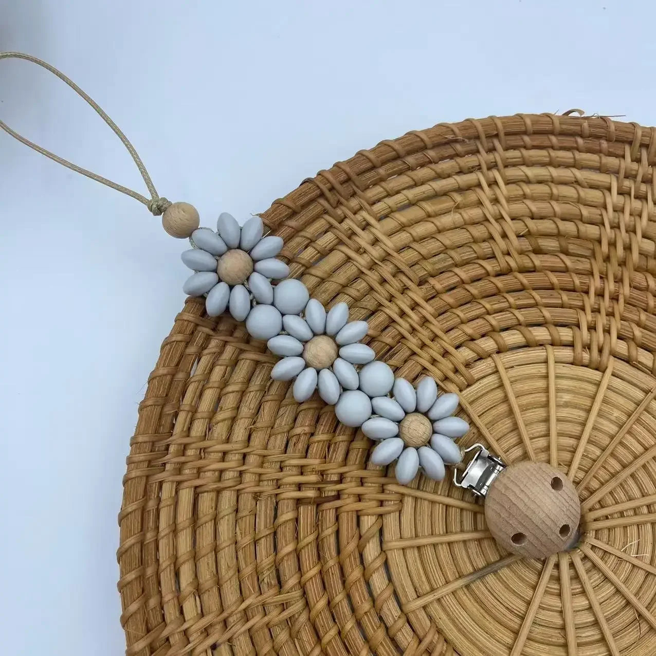 Attache tétine en silicone