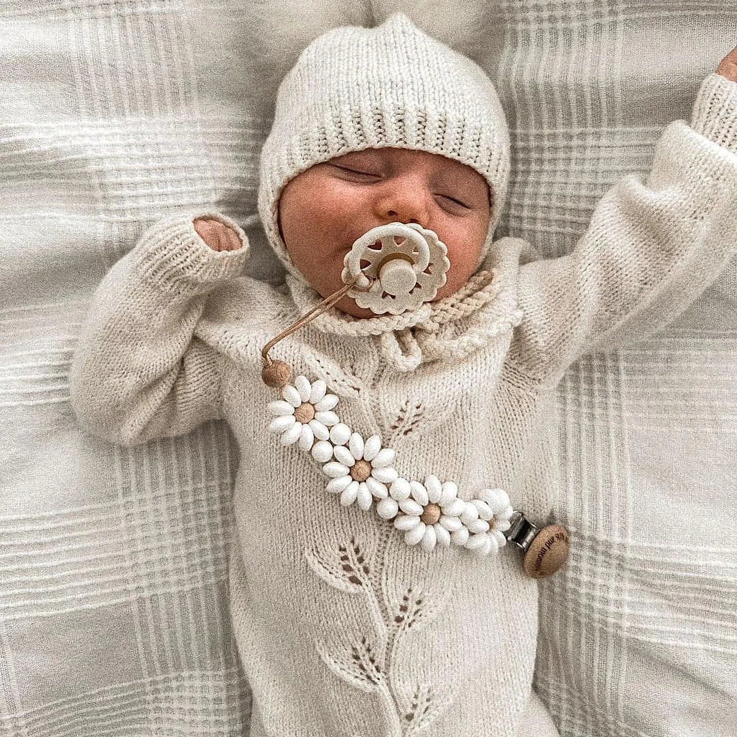 Attache tétine en silicone