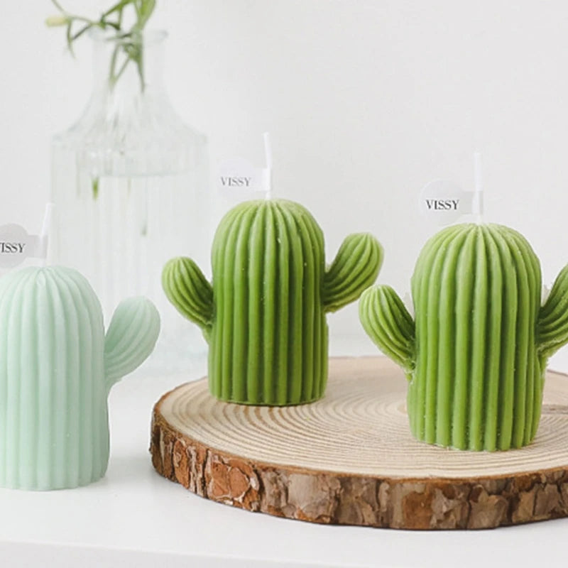 Petite Bougie Quantique Parfumée – Design Cactus