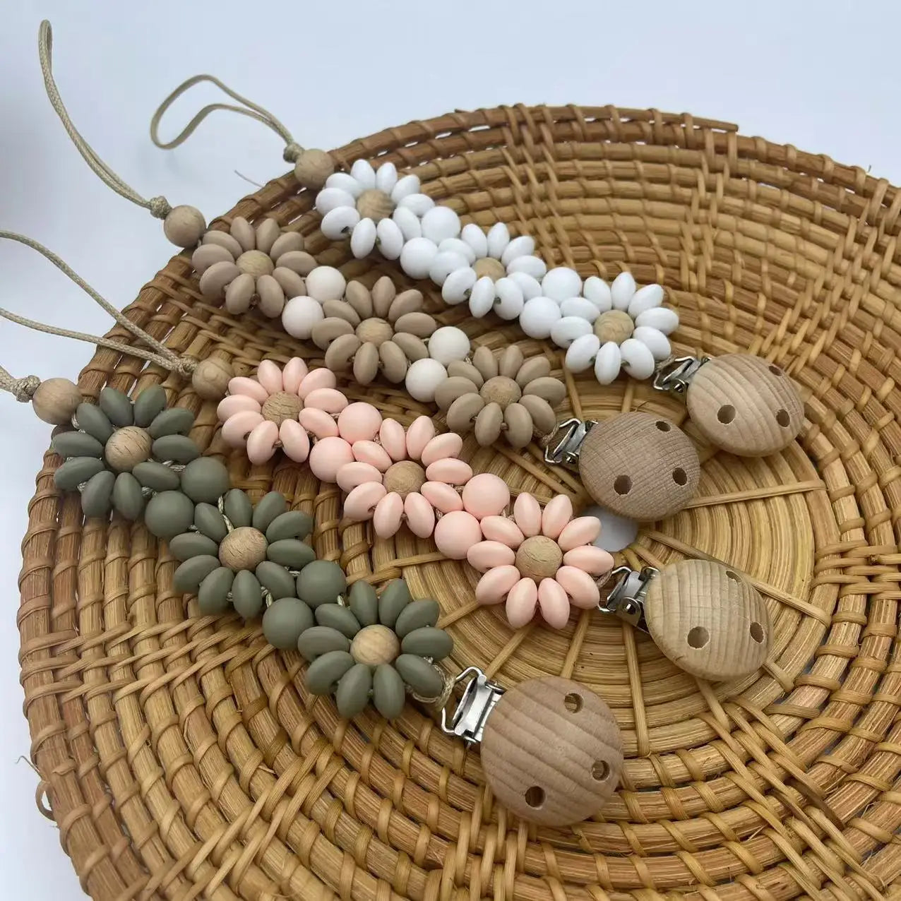 Attache tétine en silicone