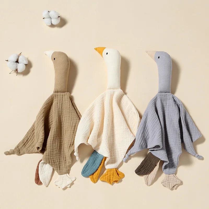 Doudou bébé cygne colorié en coton